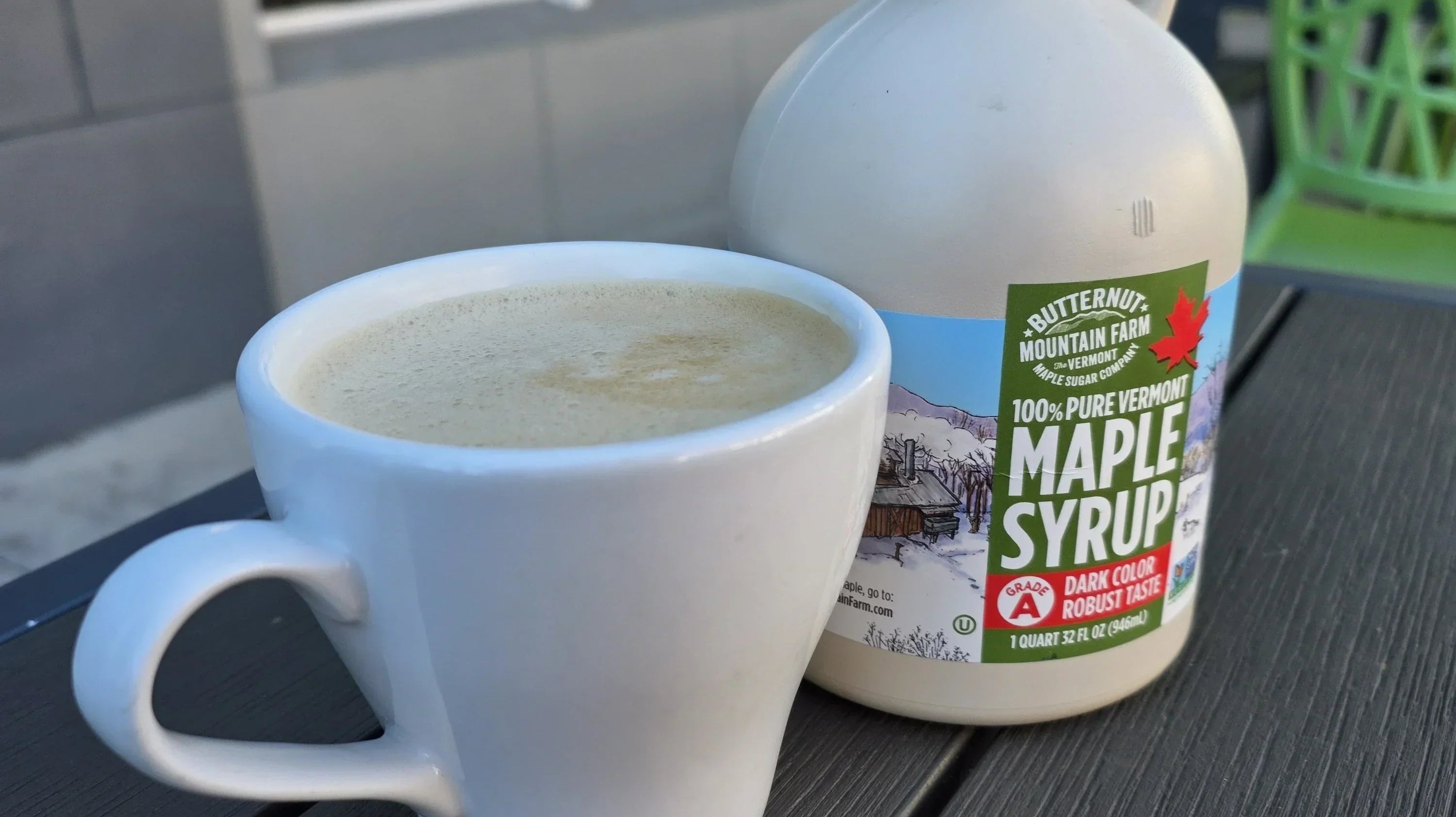 Hot Maple Syrup Latte: A Smooth Way to Start the New Year