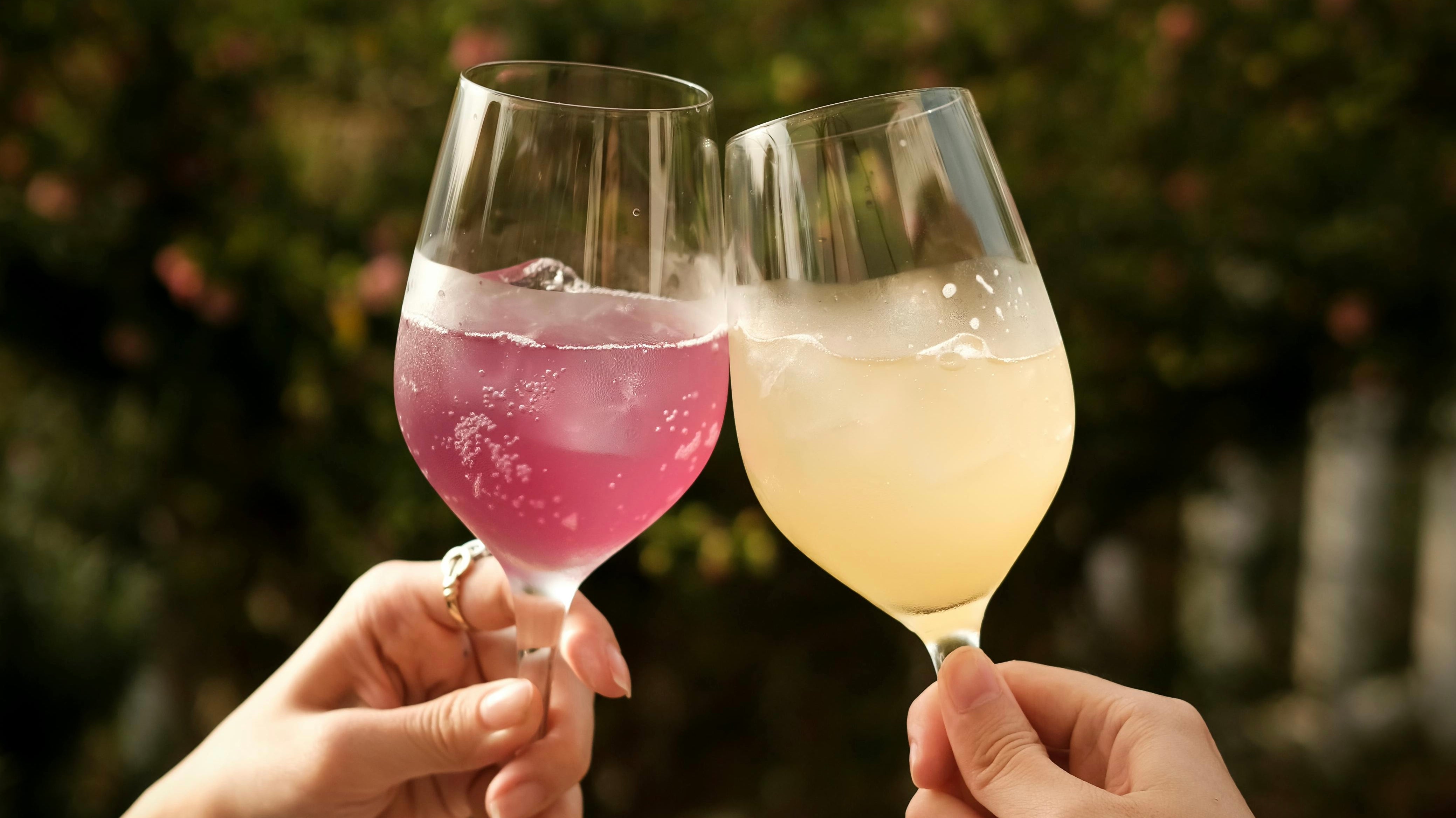 Chill Berry Lemonade: A Refreshing End-of-Summer Treat